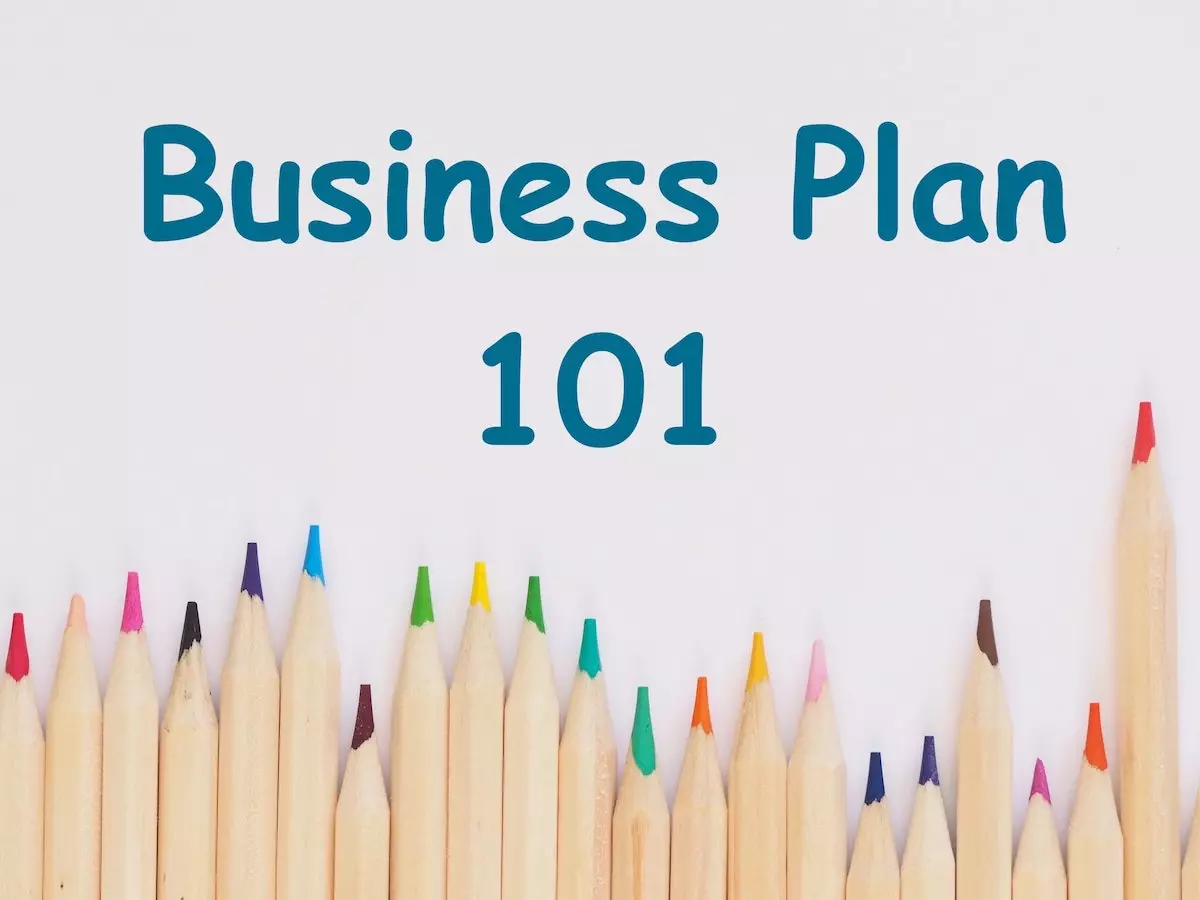 colour pencils with caption 'business plan 101'