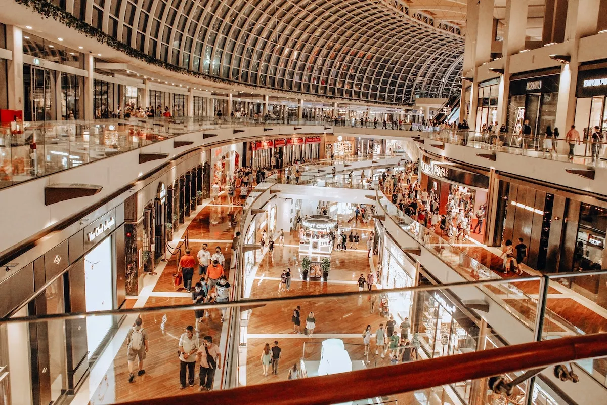 Image of shopping mall in Singapore